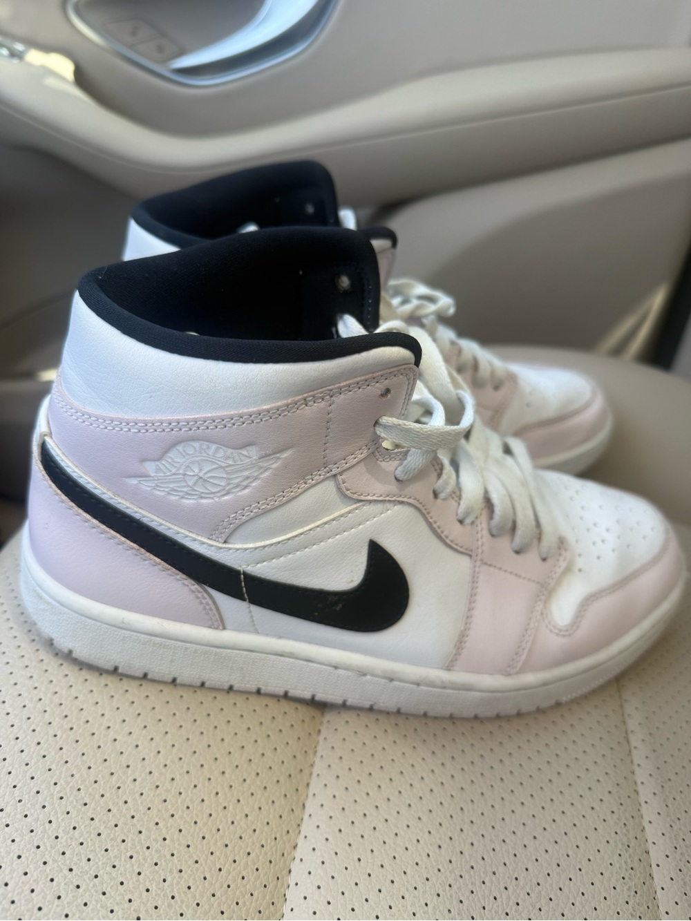 Nike Women's High-Top Sneakers in White, Light Pink & Black size 9